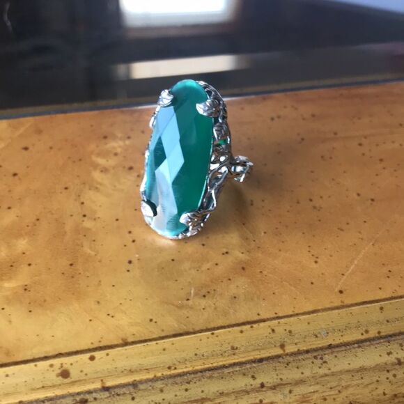 Genuine Onyx Sterling Silver Cocktail Ring Size 7 - Picture 6 of 7